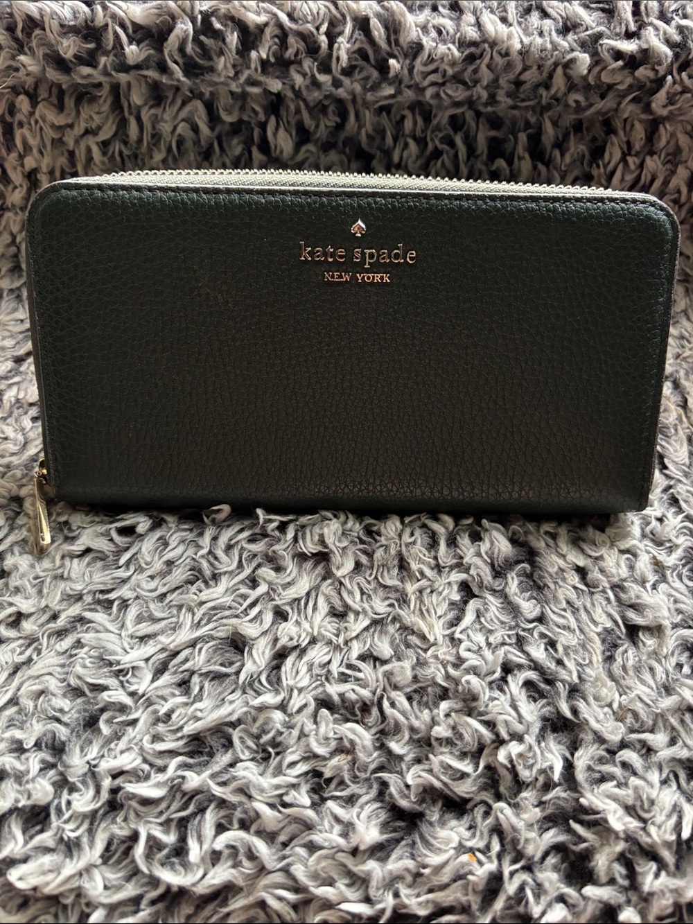 kate spade New York Dark Green Pebbled Zip Wallet